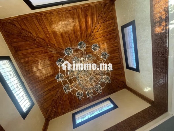 louez-cet-appartement-a-les-portes-de-marrakech-4-chambres-agreables-salon-traditionnel-et-porte-blindee-big-9