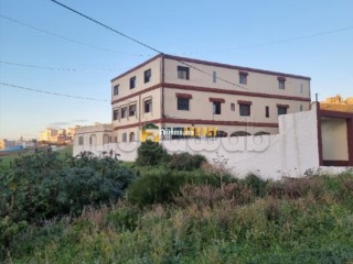 Maison avec 8 appartements et jardin de 1101m2 A. V - Maison à vendre - Autre