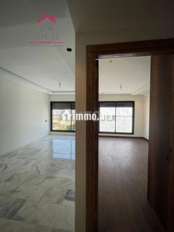 bel-studio-a-louer-56-m2-a-californie-big-12