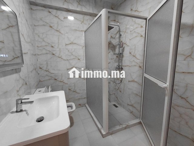 Appartement complètement rénové, de 118m2 - Location Immobilier - Casablanca - photo 3