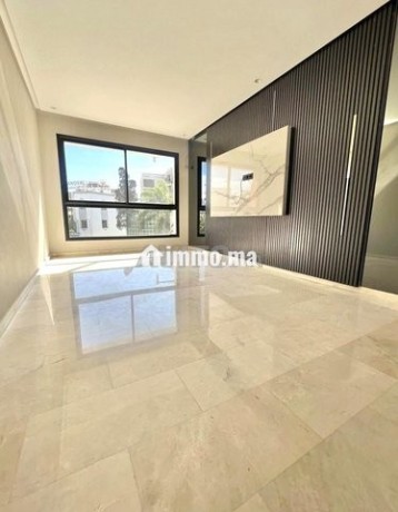 appartement-vide-hopitaux-big-13