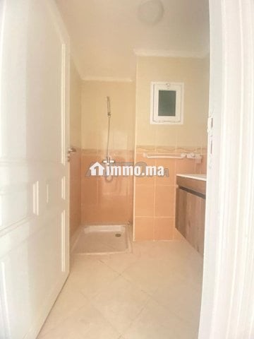Appartement à louer 3 chambres - Location Immobilier - Temara - photo 5