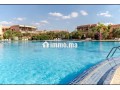 appartement-avec-piscine-small-0