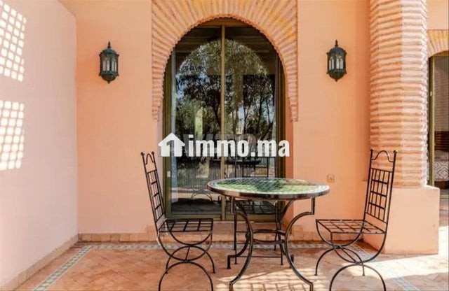 appartement-avec-piscine-big-8