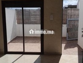 Studio Loft Ensoleillé/Terrasse/10Mn Tram Ghandi - Appartement à louer - Casablanca