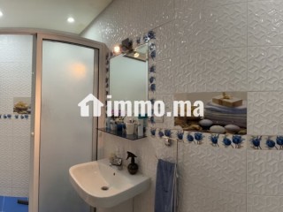 Location saisonnière à Hanaa 1. Superficie 70 m². Système de parabole et salon marocain - Appartement à vendre - Tanger