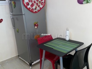 Location d'un appartement à Mhamid. 3 belles chambres. Salon Marocain et antenne parabolique - Appartement à vendre