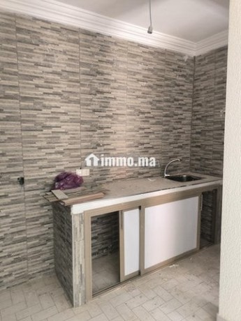 studio-renove-vide-a-louer-a-amerchich-big-1