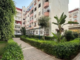 Appartement de vacances à louer à Hay Al Farah. 1 Pièce. Places de stationnement et jardin - Appartement à vendre - Agadir