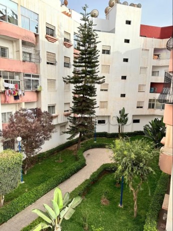 appartement-de-vacances-a-louer-a-hay-al-farah-1-piece-places-de-stationnement-et-jardin-big-12