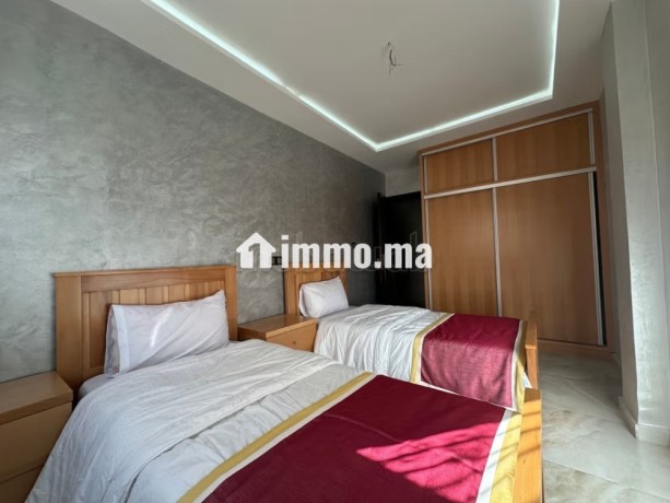 appartement-de-vacances-a-louer-a-hay-al-farah-1-piece-places-de-stationnement-et-jardin-big-6
