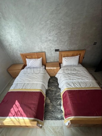 appartement-de-vacances-a-louer-a-hay-al-farah-1-piece-places-de-stationnement-et-jardin-big-8