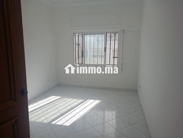 appartement-vide-2-chambre-big-0