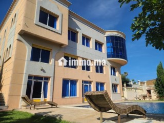 Maison de luxe à louer à Asilah. Superficie 600 m². Porte blindée, sécurité - Maison à vendre - Asilah