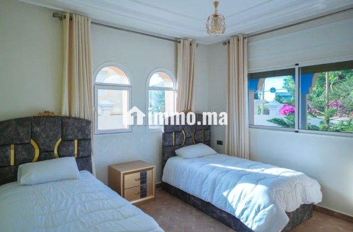 maison-de-luxe-a-louer-a-asilah-superficie-600-m2-porte-blindee-securite-big-19