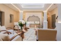 titre-exceptionnel-riad-de-luxe-a-la-kasbah-8-chambres-vue-koutoubia-investissement-touristique-small-13