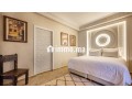 titre-exceptionnel-riad-de-luxe-a-la-kasbah-8-chambres-vue-koutoubia-investissement-touristique-small-8
