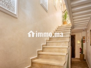Titre: Exceptionnel Riad de Luxe à la Kasbah 8 Chambres Vue Koutoubia Investissement Touristique - Villa à vendre - Marrakech