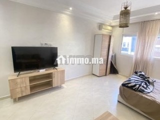 Studio meublé climatisé colle au tram - Appartement à louer - Rabat