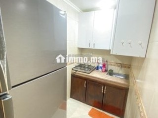 Studio meublé climatisé colle au tram - Appartement à louer - Rabat