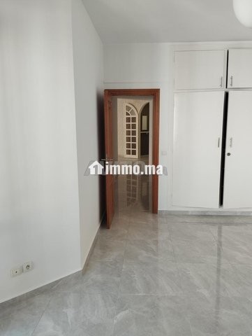 Luxueux Appt à Louer de 130 m2 proche Descartes - Location Immobilier - Rabat - photo 2