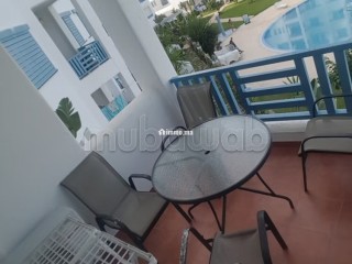 Location d'un appartement à Fnideq. Superficie 72 m². Jardin et garage - Appartement à vendre