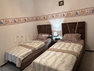Location d'un appartement à Moujahidine. 2 pièces confortables. Antenne parabolique et sécurité - Appartement à vendre - Tanger