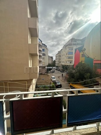 location-dun-appartement-a-moujahidine-2-pieces-confortables-antenne-parabolique-et-securite-big-11