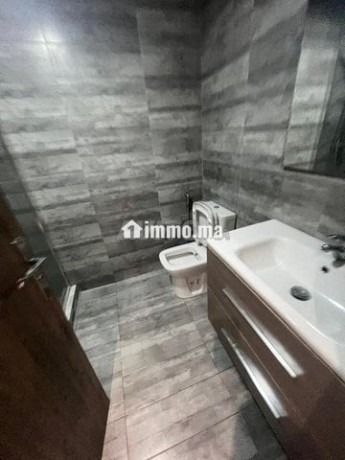 studio-a-louer-vide-residence-joyeux-de-parc-big-8