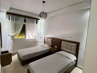 Location d'un appartement à Oued Laou. Superficie 90 m². Environnement calme avec vue sur la montagne, fenêtre double vitrage - Appartement à vendre