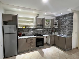 Location d'un appartement à Oued Laou. Superficie 90 m². Environnement calme avec vue sur la montagne, fenêtre double vitrage - Appartement à vendre
