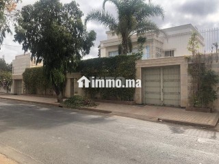 Villa renover dans le quartier polo - Villa à vendre - Casablanca