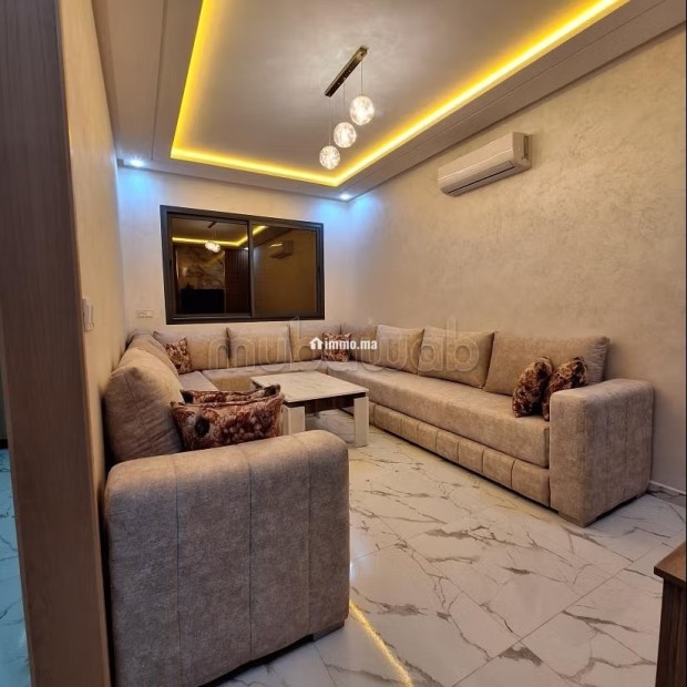 Location d'un appartement à Hay Mohammadi. Superficie 60 m². Salon typique marocain, résidence sécurisée - Vente Immobilier - Agadir - photo 3