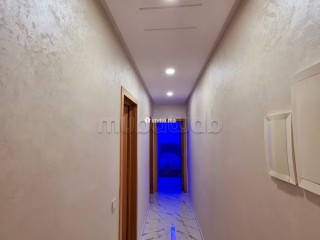 Location d'un appartement à Hay Mohammadi. Superficie 60 m². Salon typique marocain, résidence sécurisée - Appartement à vendre - Agadir
