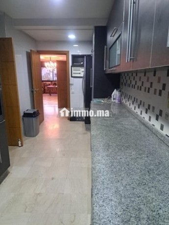 appartement-meuble-de-3chambres-sur-agdal-big-4