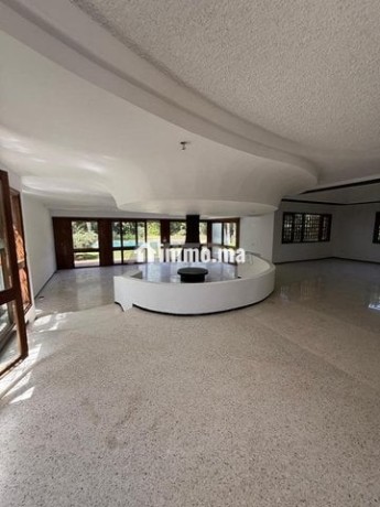 villa-plain-pied-a-louer-a-souissi-big-1