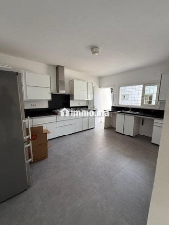 villa-plain-pied-a-louer-a-souissi-big-8