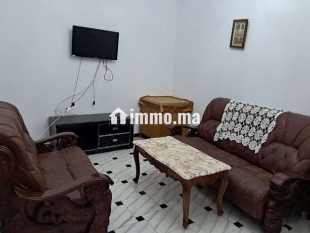 appartements-a-louer-a-asilah-surface-de-90-m2-systeme-de-parabole-et-salon-marocain-big-2