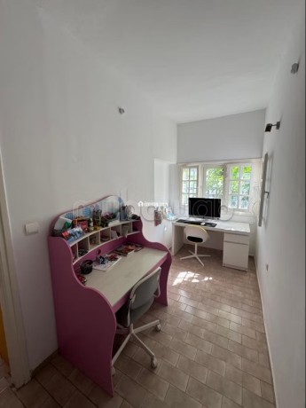 maison-atypique-a-louer-aux-sablettes-big-10