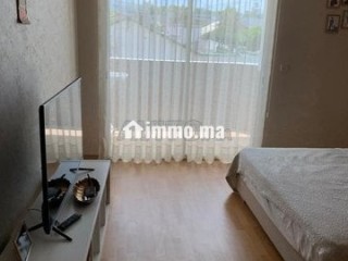Grand Appt avec terrasse a côté lycée des cartes - Appartement à louer - Rabat