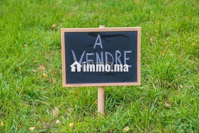 Terrain 336 m2 immeuble cinq étages a Rouidat - Vente Immobilier - Marrakech - photo 1