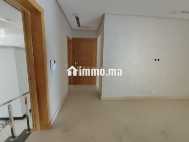 un-tres-joli-appartement-en-location-haut-agdal-big-6