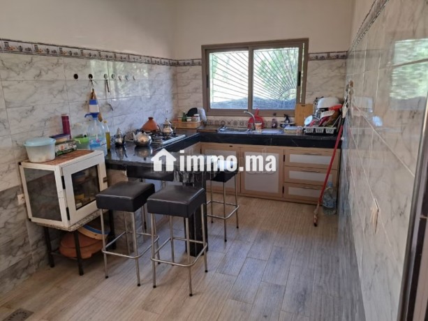 location-saisonniere-villa-haut-standing-a-ourika-superficie-10000-m2-parking-et-jardin-big-3