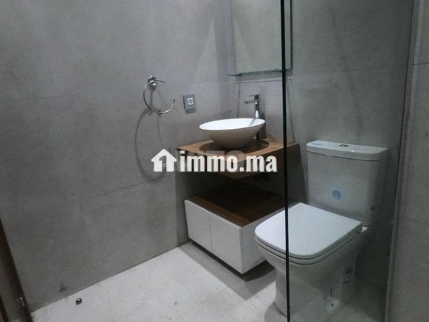 joli-studio-neuf-a-maaif-pour-la-location-big-1