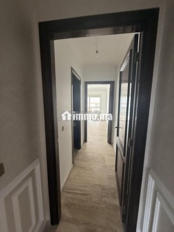 location-apprt-3ch-salon-7400-dh-big-14