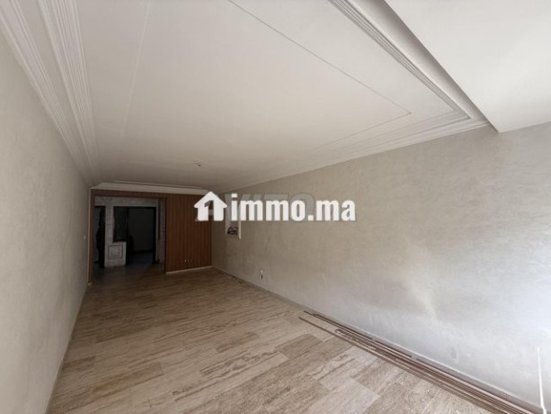 location-apprt-3ch-salon-7400-dh-big-5