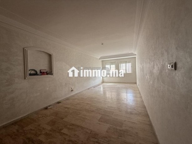 location-apprt-3ch-salon-7400-dh-big-7