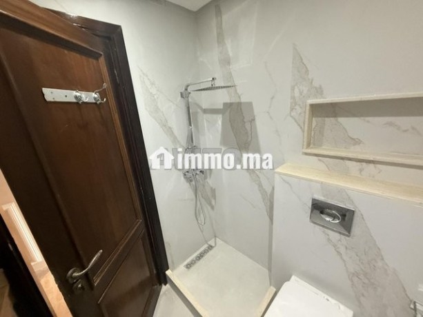 location-apprt-3ch-salon-7400-dh-big-8