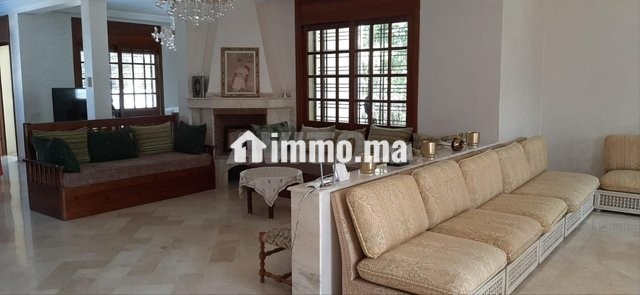 superbe-villa-avec-piscine-a-vendre-a-hay-ryad-big-4
