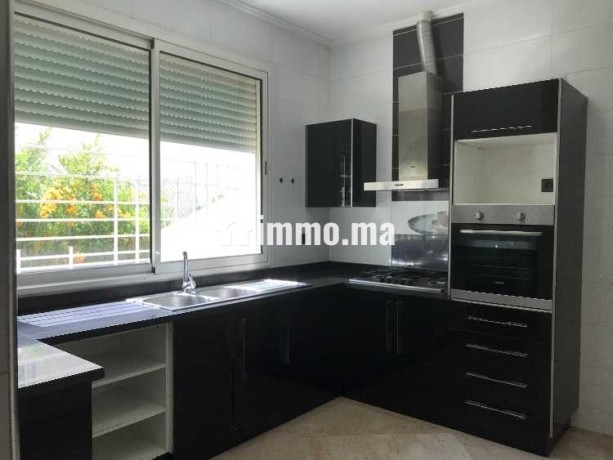 location-villa-300m2-route-immouzer-big-6
